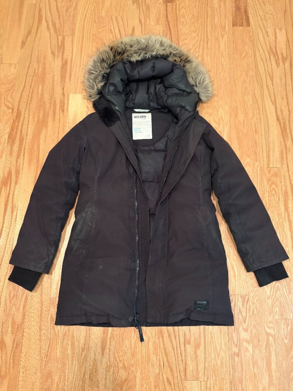 Aritzia Golden by TNA Haven black down parka coat size M